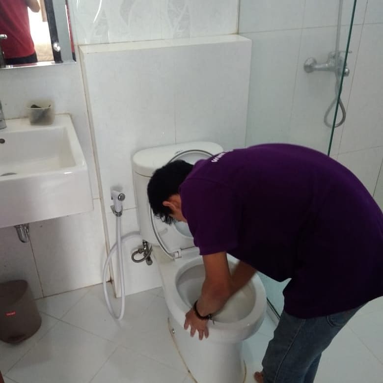jasa bersih toilet Gresik